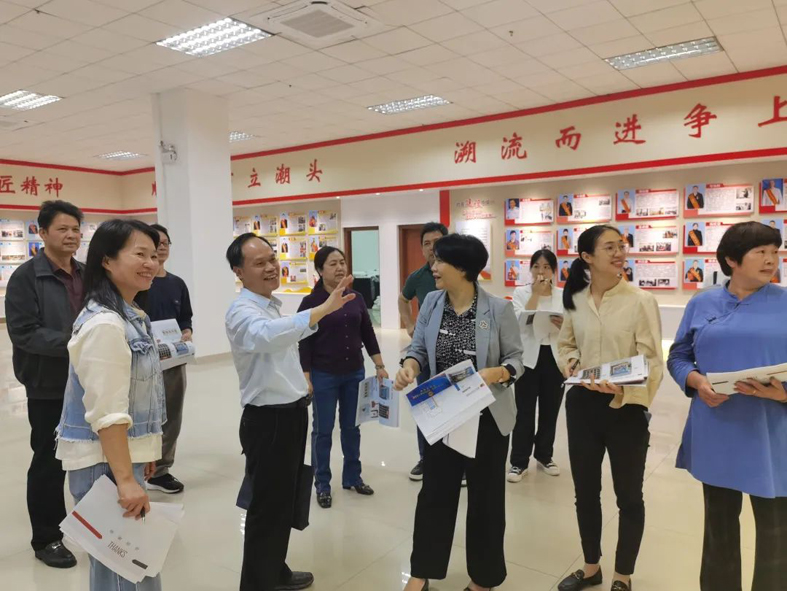 梧欽兩地工會召開六堡茶、坭興陶勞模工匠 聯(lián)盟創(chuàng)新成果展籌備交流會