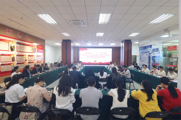 攜手共進(jìn) “工”“城”有我｜梧州市總工會(huì)、梧州市城建投資發(fā)展集團(tuán)有限公司聯(lián)合開(kāi)展主題黨日活動(dòng)