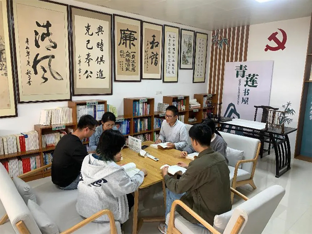 藤縣氣象局積極打造職工書屋，深化書香機(jī)關(guān)建設(shè)
