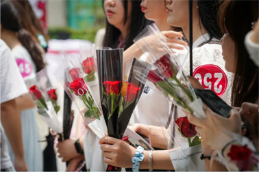 本周六，到玫瑰湖公園尋找心動時(shí)刻吧